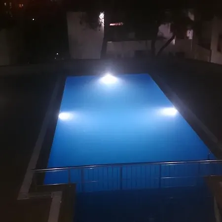 Hotel apartamentowy Rose 3*