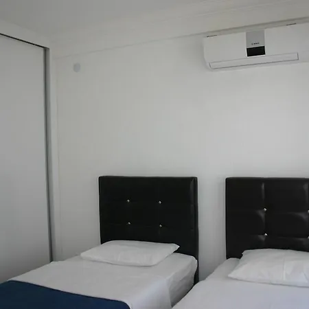 Ξενοδοχείο με διαμερίσματα Rose 3*