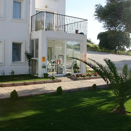 Apart-hotel Rose 3*